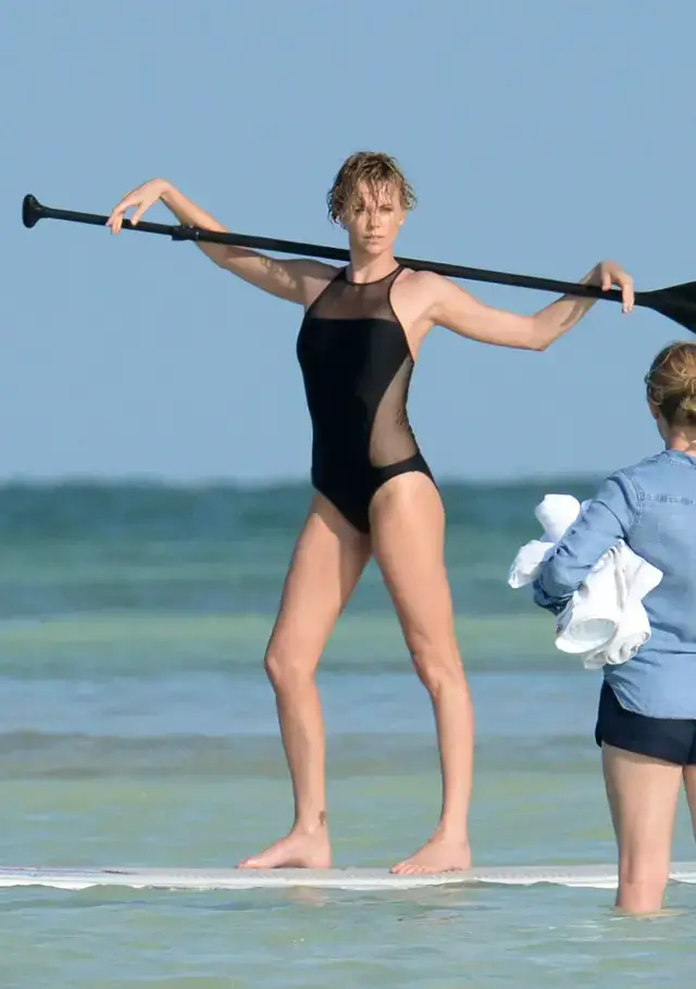 Charlize Theron Bikini Pictures: Her Sexiest Swimsuit Photos