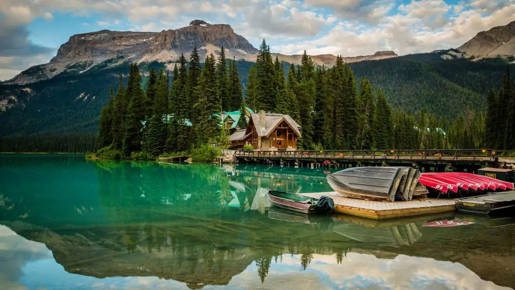 emerald-lake-yoho-national-park