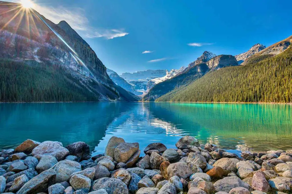 lake-louise-canadian-rocky-mountain-beauty